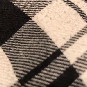 Meet your Posher, Muneeb